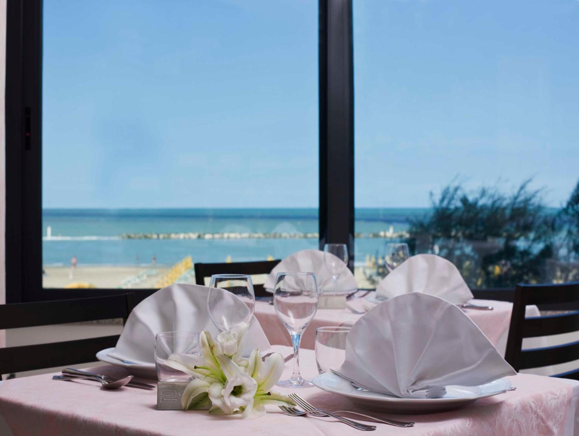 Hotel Napoleon Gabicce Mare Exteriér fotografie